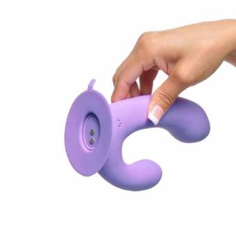 sus fantasías a menudo anhelaban una increíble experiencia intima donde su clítoris sería mimado con vibraciones extraordinarias y su punto G también