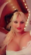 Joven ama lady Victoria top 1
