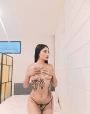 VEN Y COMETE MI COÑO ESTA MOJADITO tengo 22añitos