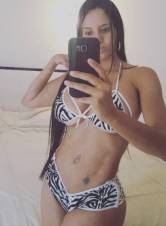 BUSCO UN HOMBRE Q ME DE MUCHO SEXO_