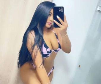 ERES AMANTE DE LOS MASAJES EROTICOS ESTÁS EN EL PERFIL INDICADO SOY MELANI, TENGO 22 AÑOS. SOY UNA EXÓTICA LATINA, MORENA CON RASGOS ASIATICOS, TODO M