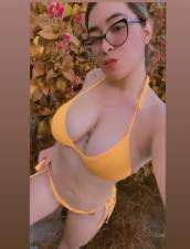 LATINA MORBOSA Y LUJURIOSA