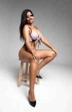 CLAUDIA MARAVILLOSA LATINA DE 29 AÑOS