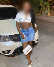 NAHOMY LATINA DIOSA Y EXPLOSIVA