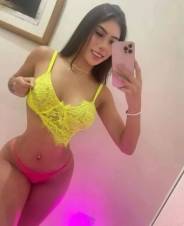 Quieres jugar conmigo Te gustaría montartelo conmigo ?