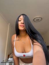 Soy una venezolana atractiva y con una sonrisa