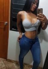 Soy andreina una latina muy sexy cachonda