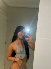 PUTA CACHONDA CON RICAS TETAS