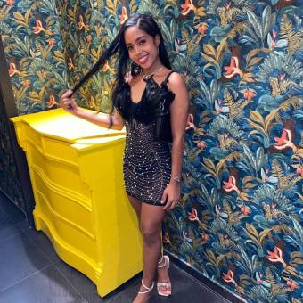 Llegó lo que buscas jovencita muy femenina y cachonda
