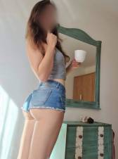 MUJER CALIENTE con juguetes