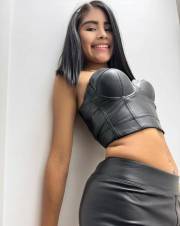 Chica fogosa para complacerte