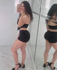Soy una chica toda natural muy complaciente