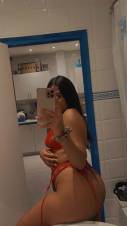 JOVEN SEXI Y ARDIENETE COLOMBIANA DE 25 AÑOS