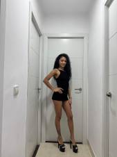 MORENITA CALIENTE